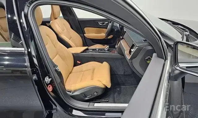 VOLVO S60 B5 INSCRIPTION 2022