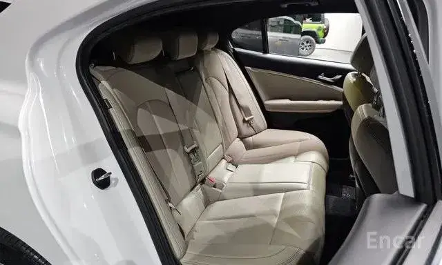 GENESIS G70 2022