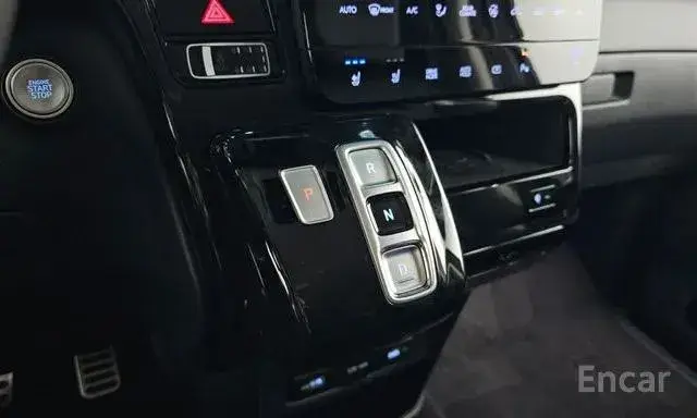 HYUNDAI STARIA LOUNGE INSPIRATION 2022