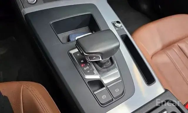 AUDI Q5 45 TFSI QUATTRO 2022