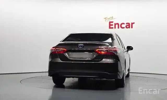 TOYOTA CAMRY LE HYBRID 2022