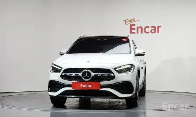 MERCEDES-BENZ GLA250 4MATIC 2022