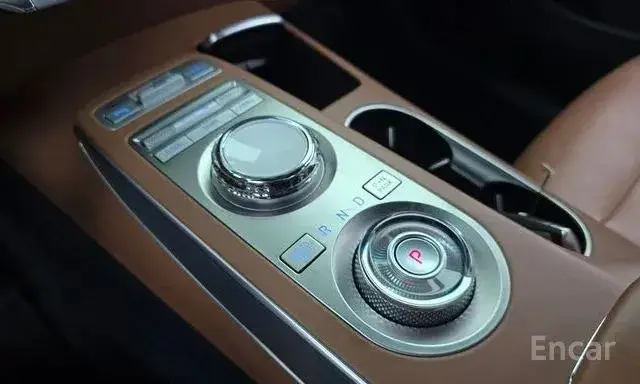 GENESIS GV70 2022