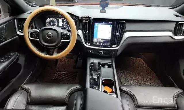 VOLVO S60 B5 R-DESIGN 2022