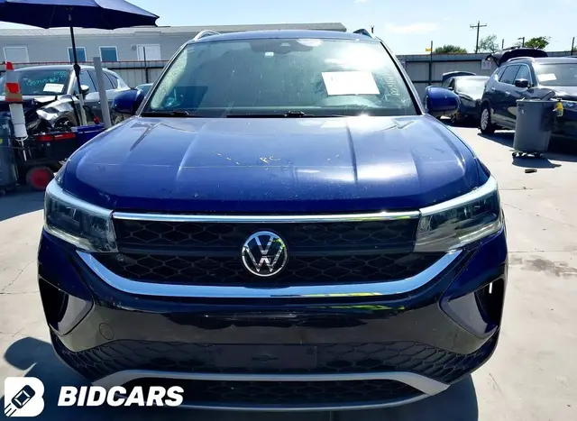 VOLKSWAGEN TAOS SE 2023