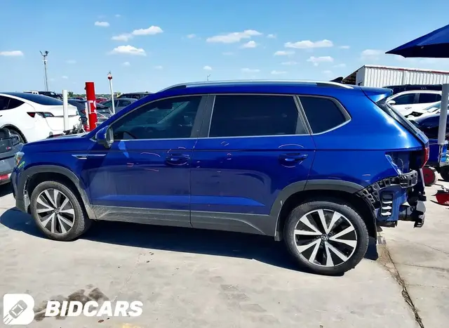 VOLKSWAGEN TAOS SE 2023