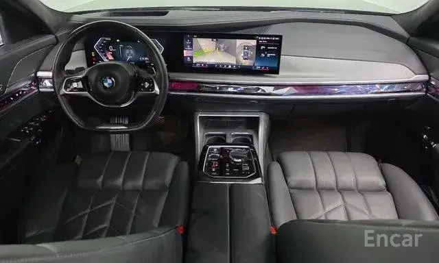 BMW 740D XDRIVE DESIGN PURE 2023