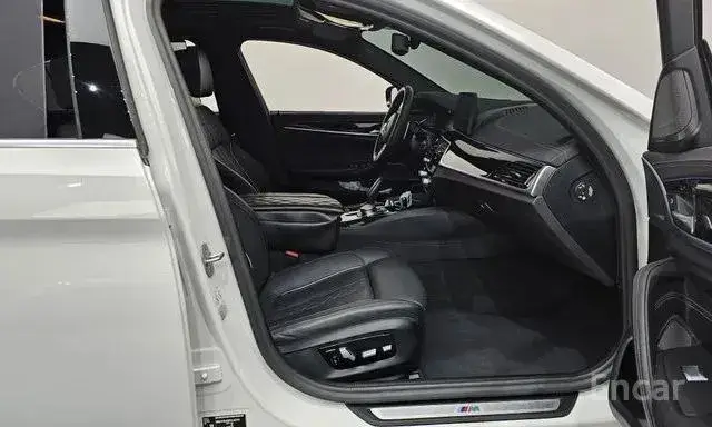 BMW 530I XDRIVE M-SPORT 2022