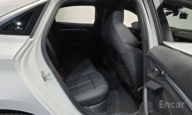 AUDI A3 PREMIUM 2022
