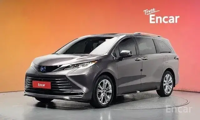 TOYOTA SIENNA LIMITED 2022