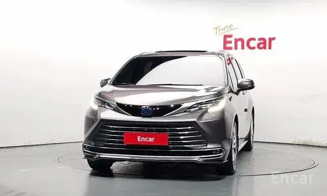 TOYOTA SIENNA LIMITED 2022
