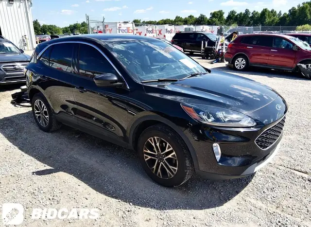FORD ESCAPE SEL 2022