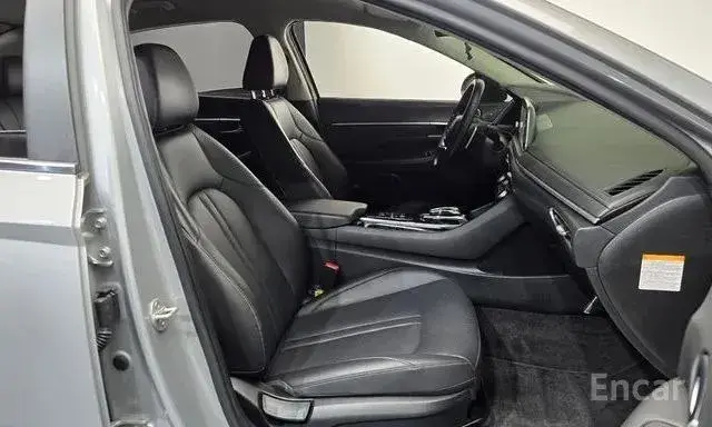 HYUNDAI SONATA PREMIUM PLUS 2023