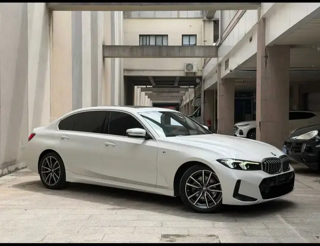 BMW 320LI M-SPORT 2023