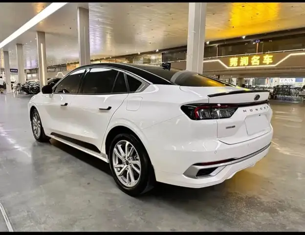 FORD MONDEO LUXURY 2023