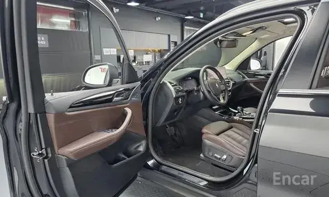 BMW X3 XDRIVE20I 2022