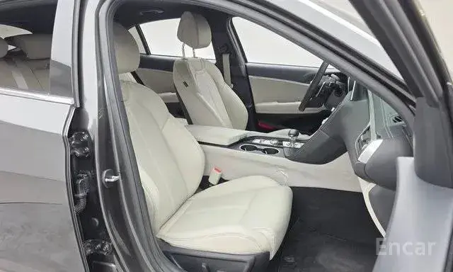 GENESIS G70 SHOOTING BRAKE 2022