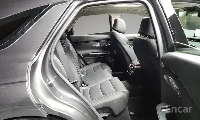 GENESIS GV70 2022