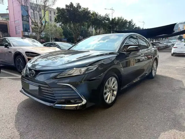 TOYOTA CAMRY LUXURY 2022