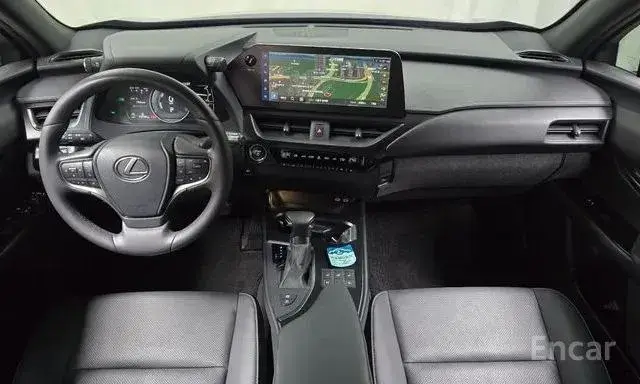 LEXUS UX250H 2023