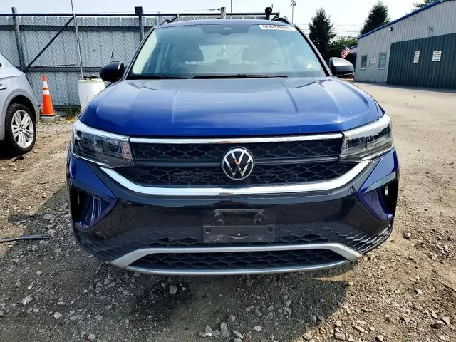 VOLKSWAGEN TAOS 2023