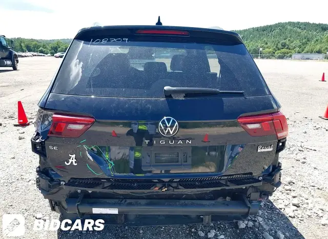 VOLKSWAGEN TIGUAN SE 2022