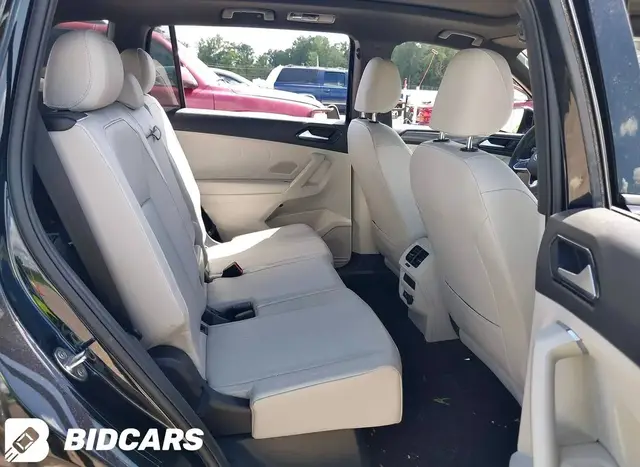 VOLKSWAGEN TIGUAN SE 2022