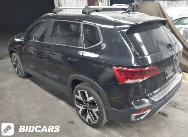 VOLKSWAGEN TAOS SEL 2022