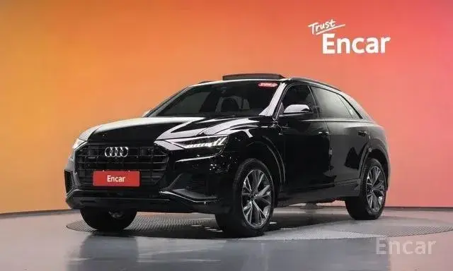 AUDI Q8 PREMIUM 2022