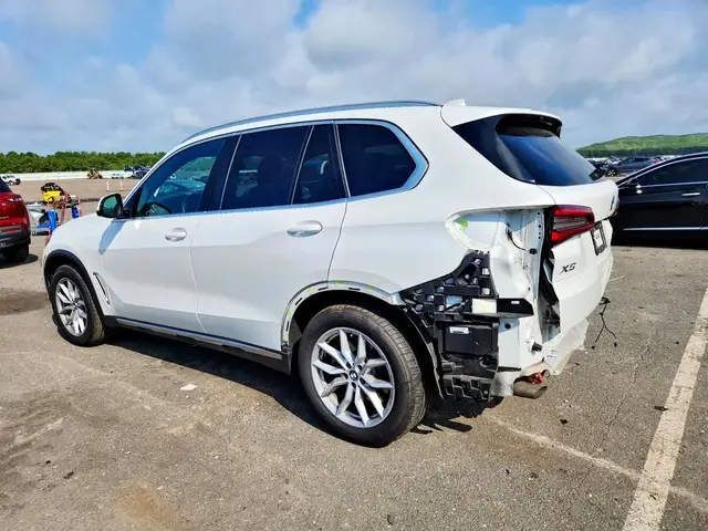 BMW X5 XDRIVE 40I 2023