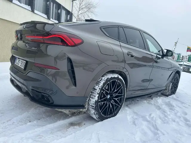 BMW X6 2022