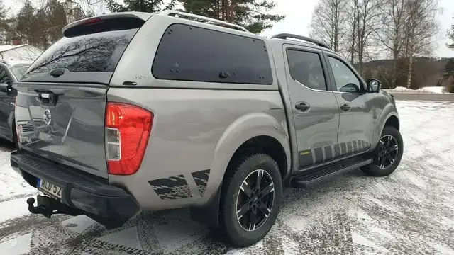 NISSAN NAVARA 2019