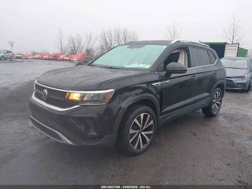 VOLKSWAGEN TAOS 2021