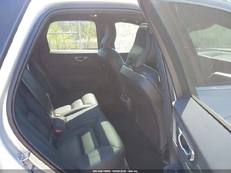 VOLVO XC60 T5 INSCRIPTION 2019