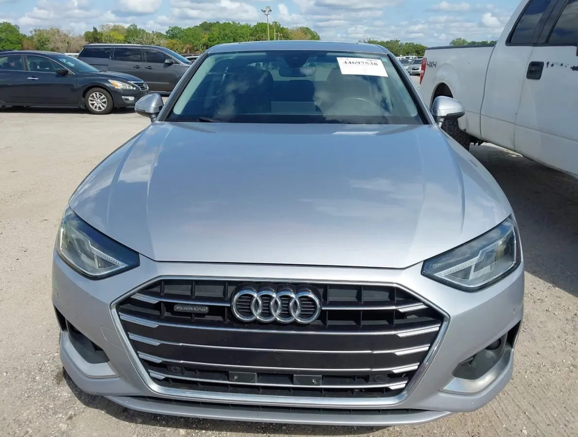 AUDI A4 PREMIUM 2022