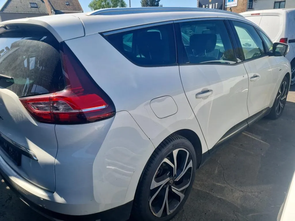 RENAULT GRAND SCENIC 2018