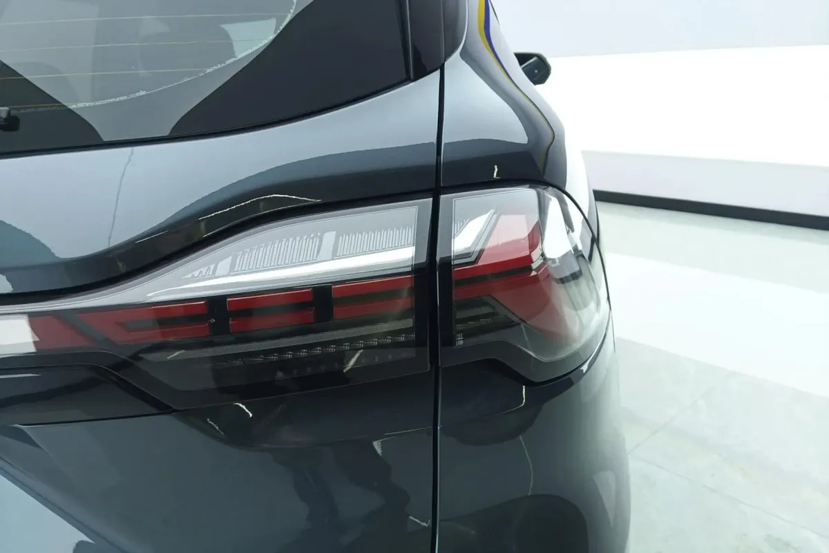 GEELY OKAVANGO 2023