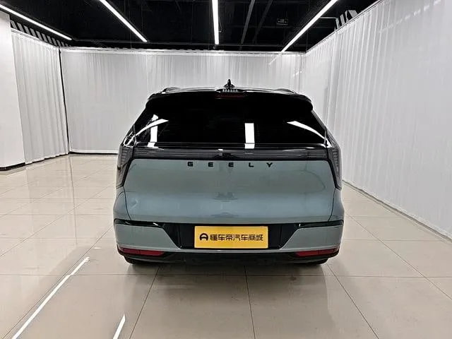 GEELY ATLAS 2025