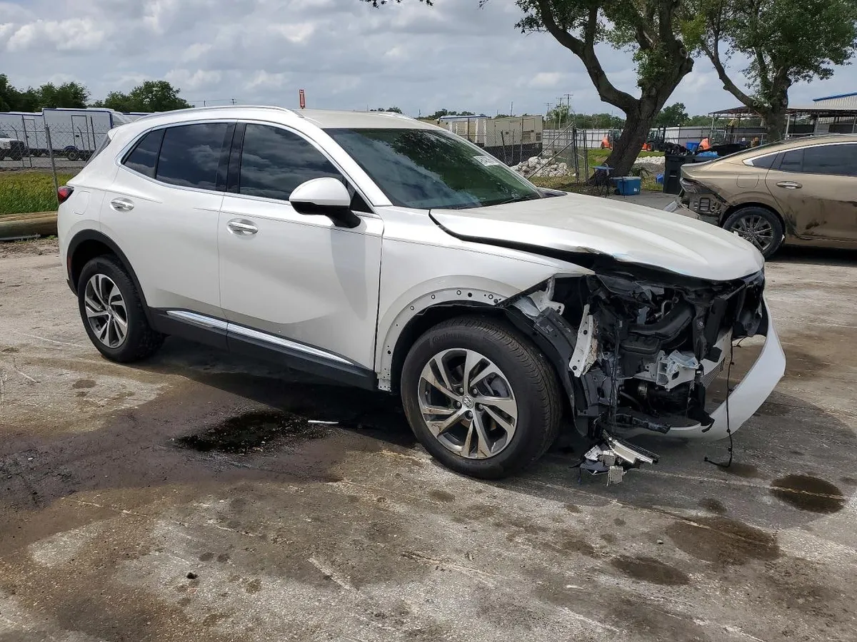BUICK ENVISION ESSENCE 2023