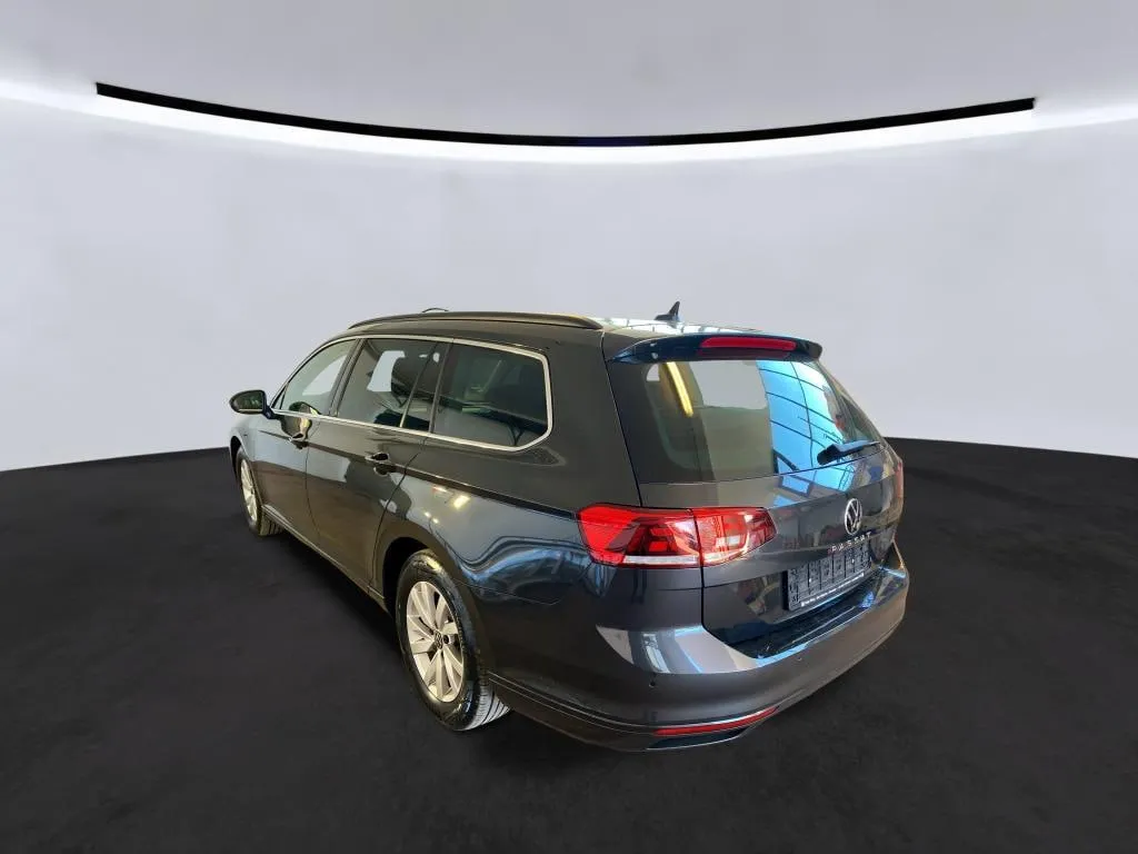VOLKSWAGEN PASSAT VARIANT BUSINESS 1 2023