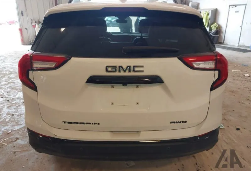 GMC TERRAIN SLT 2022