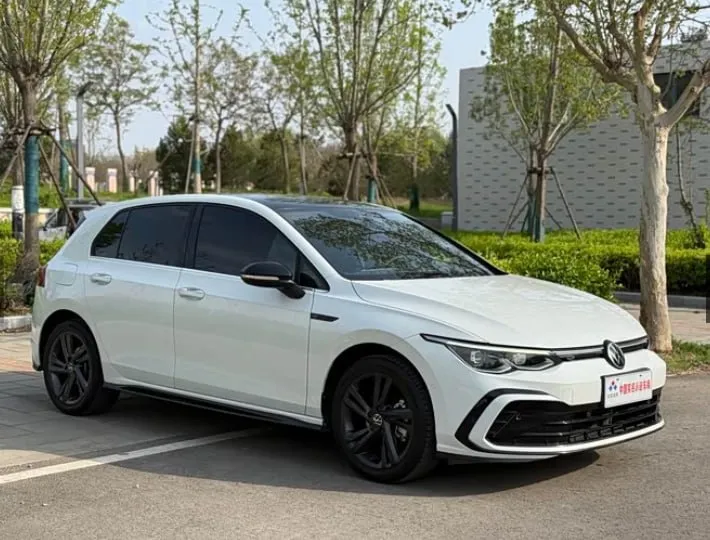 VOLKSWAGEN GOLF 280 TSI DSG 2022