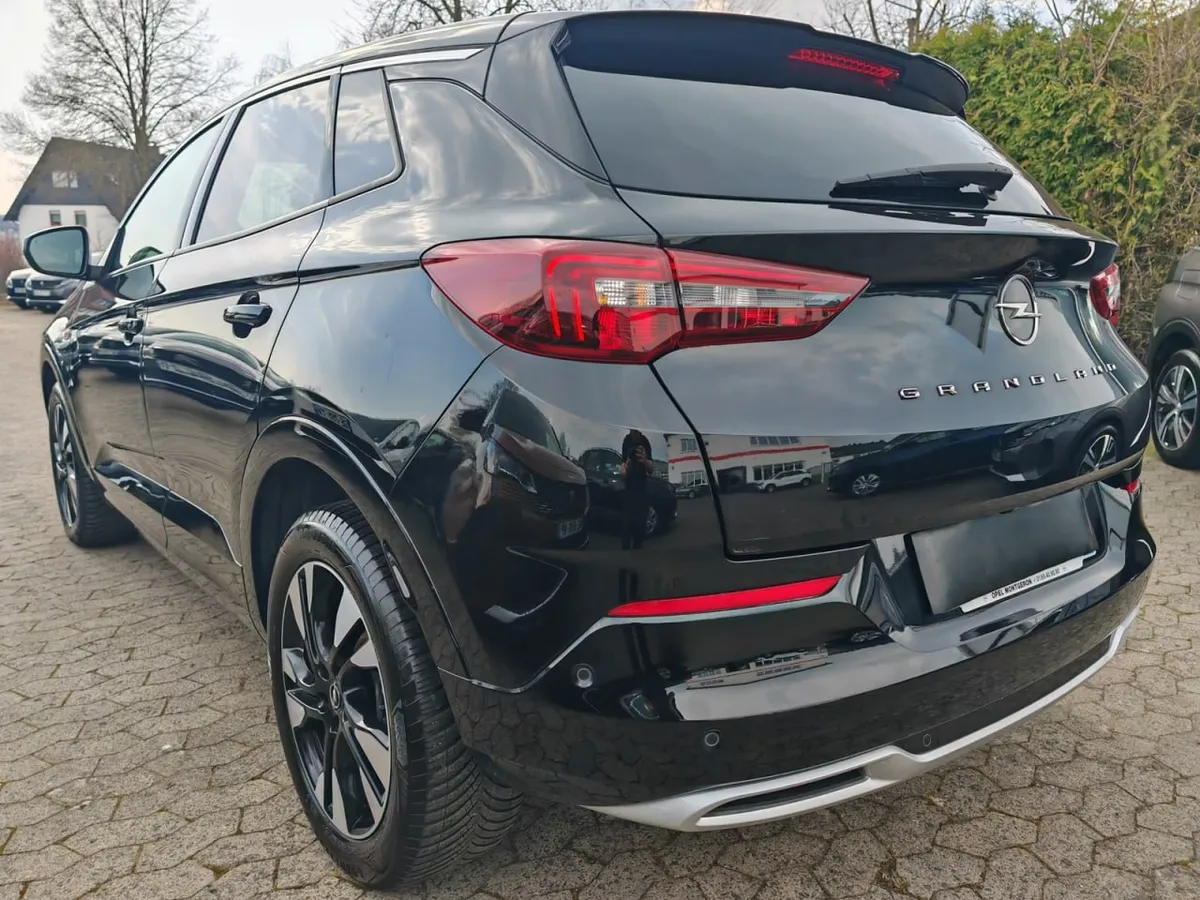 OPEL GRANDLAND 2023