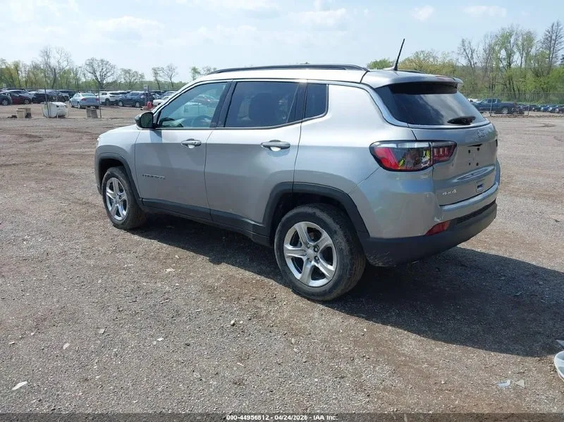 JEEP COMPASS LATITUDE 4X4 2023