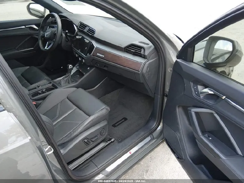 AUDI Q3 PREMIUM PLUS 2023