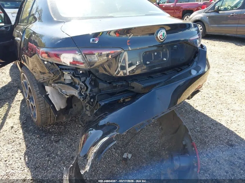 ALFA ROMEO GIULIA VELOCE RWD 2024