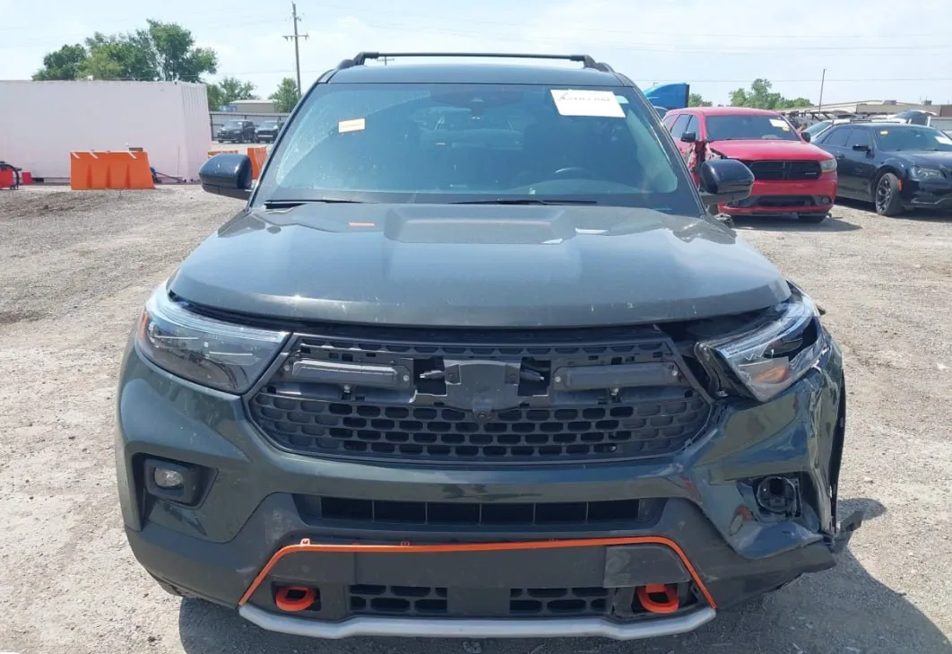 FORD EXPLORER TIMBERLINE 2023