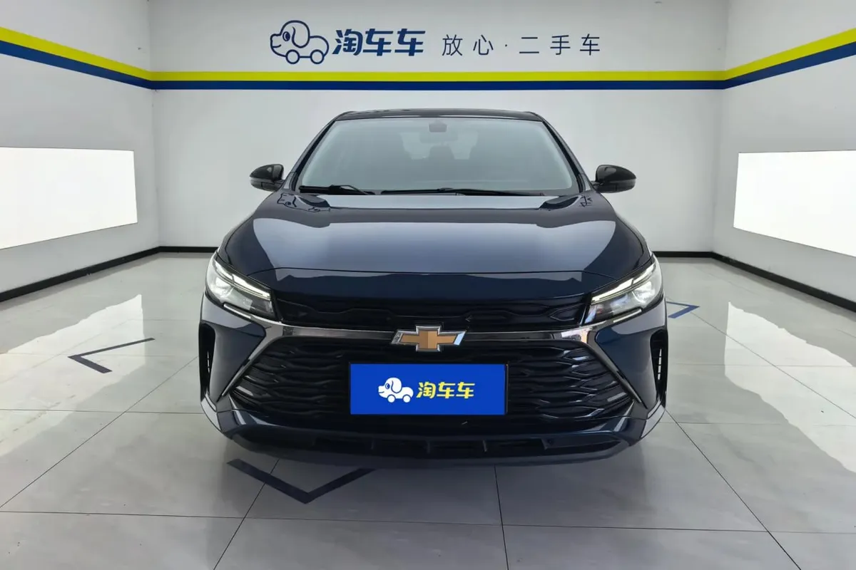 CHEVROLET CRUZE 2023