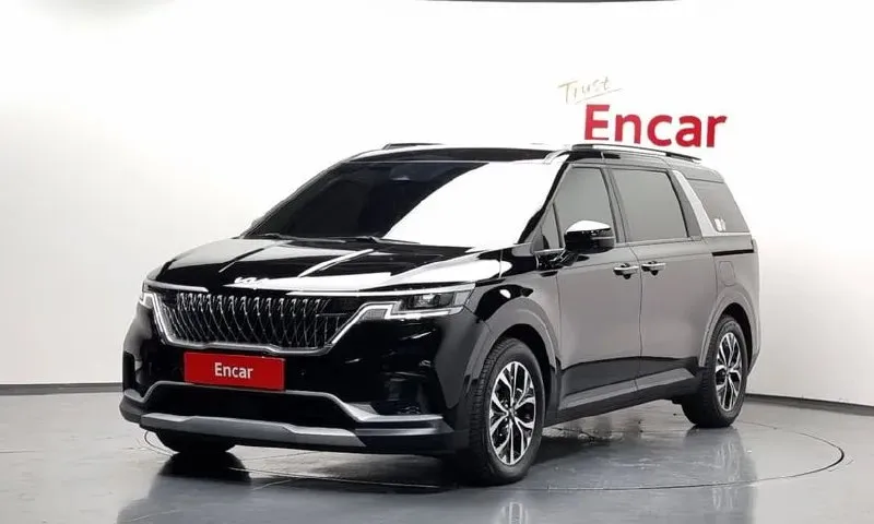 KIA CARNIVAL PRESTIGE 2023