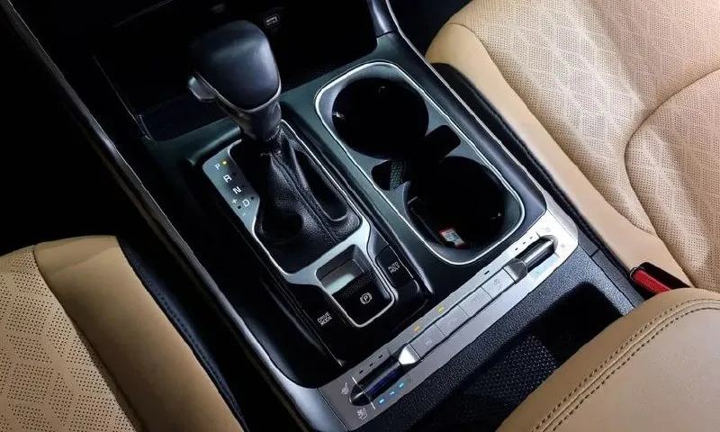 KIA CARNIVAL PRESTIGE 2023